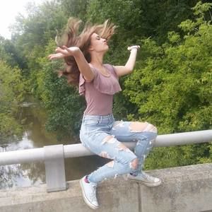 Meet your Posher, Riley